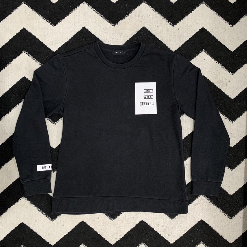 Crewneck/Sweatshirt UGIZ Second