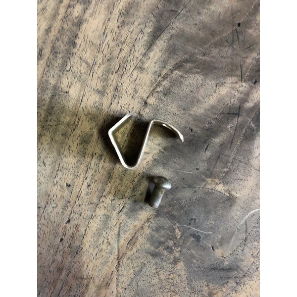 Klem wheel dop . Part vw Terjangkau