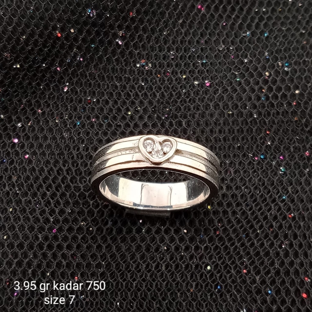 New Cincin Emas 17 K - 3.95 gr Kadar 750 - 2223