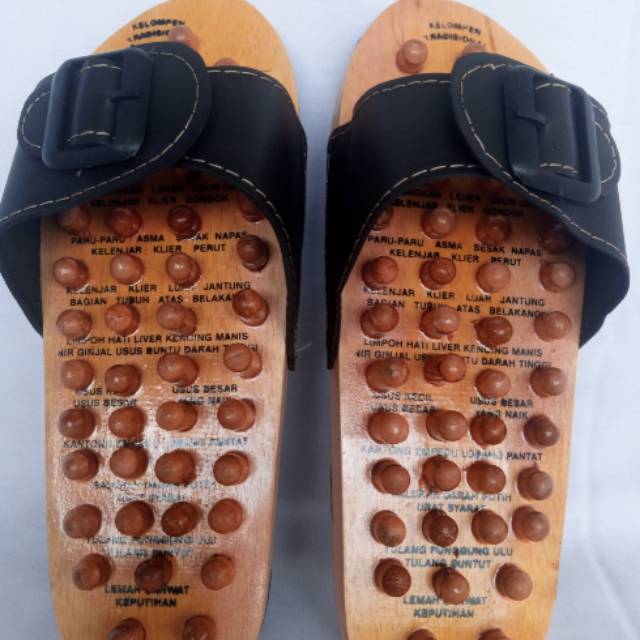 Sandal Terapi Dari Kayu