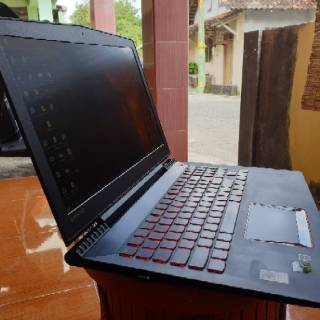 Lenovo Legion Y520 VGA INVDIA GTX 1050 4GB Ram 8gb Intel