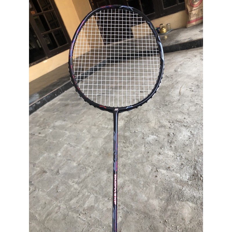 Yonex Duora 8XP