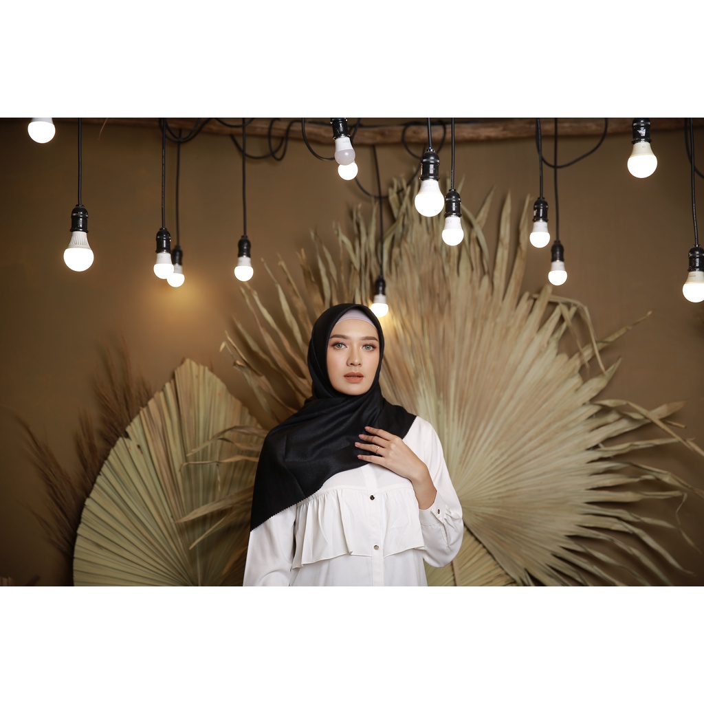 Hijab Jilbab Segi empat Segiempat Lasercut Polos Shinar Glamour Motif Polos Murah Premium Syari Voal