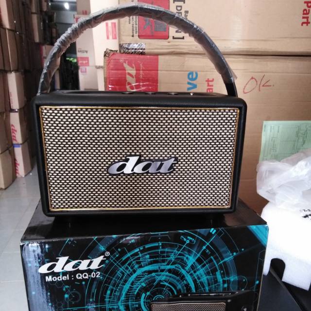 Speaker Dat Bluetooth