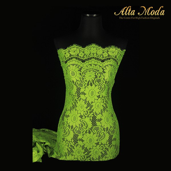 

Alta Moda Brokat Semi Perancis Motif Sunflower Parsley Hijau (2.5M)
