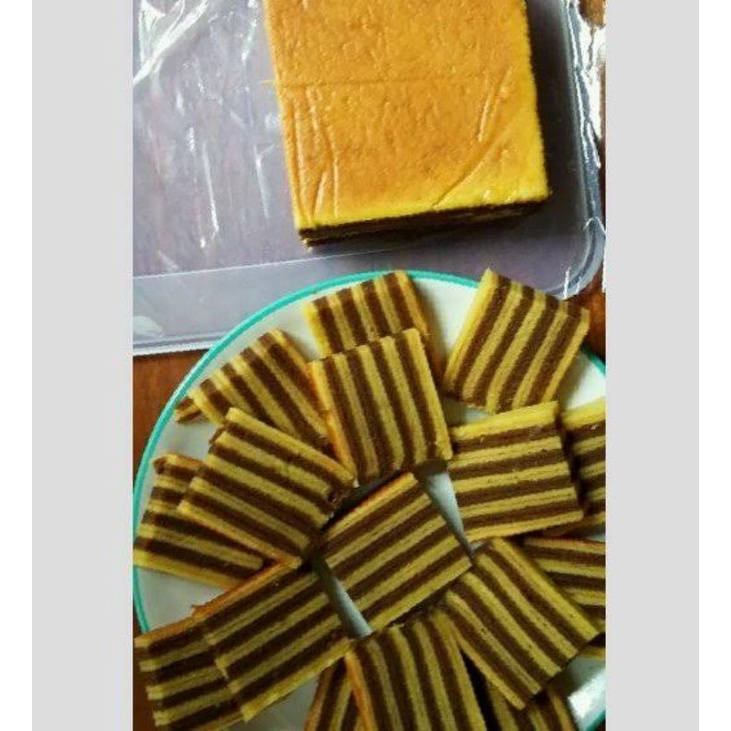 lapis legit special cokelat melinda 700 gram fresh from oven