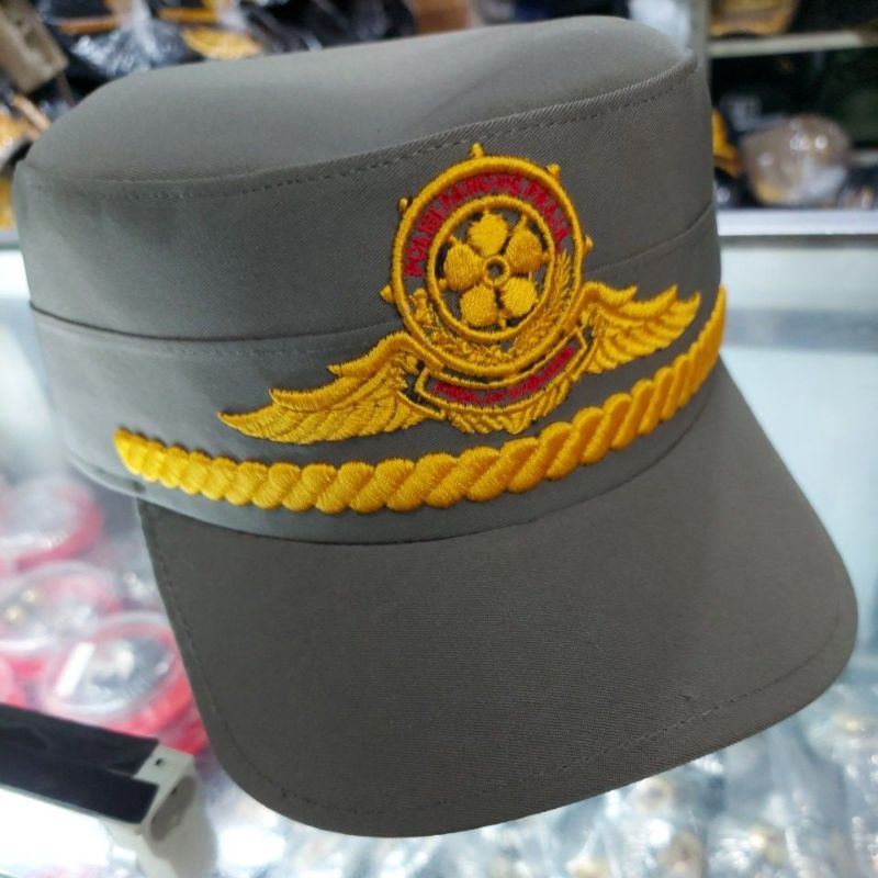 TOPI KOMANDO HITAM dn hijau WIng pol pp