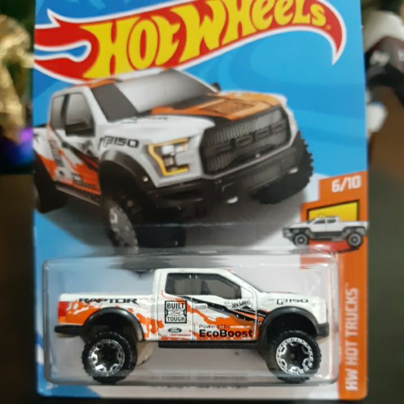 17 Ford F-150 Raptor