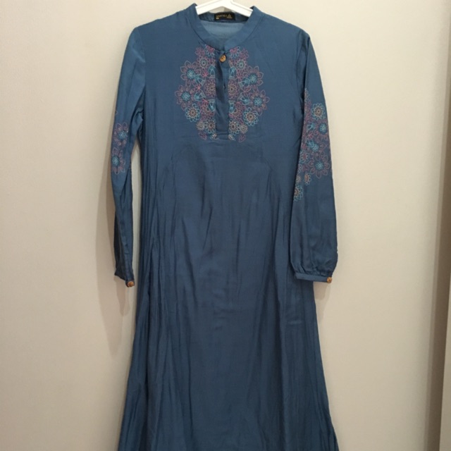 Preloved Shafira dress