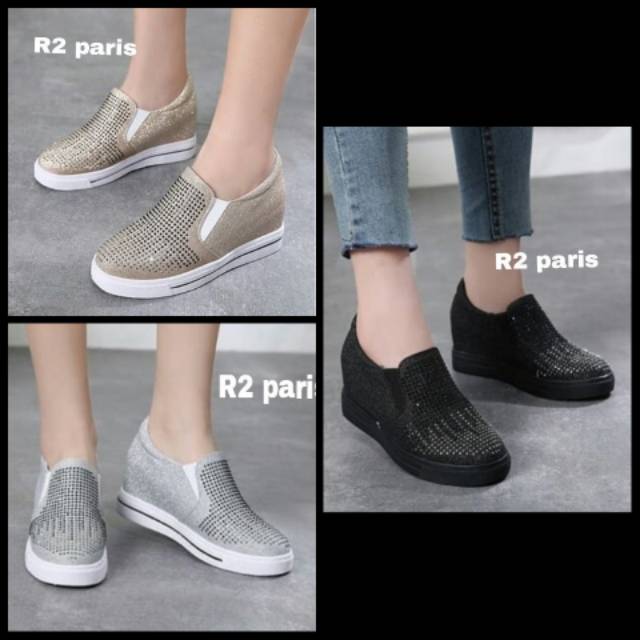 Sepatu sneakers tanpa tali (FF64363),sepatu wanita