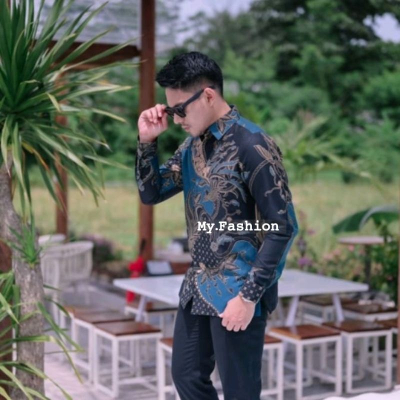 OUTFIT BATIK COWOK SIMPLE TAPI ELEGAN.KEMEJA BATIK PRIA LENGAN PANJANG SLIM FIT KATUN BATIK SOLO HEM