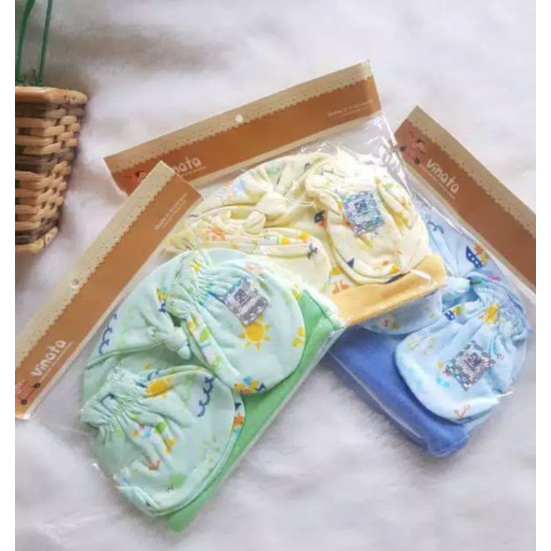 topi bayi vinata seet kaki dan tangan/1pcs