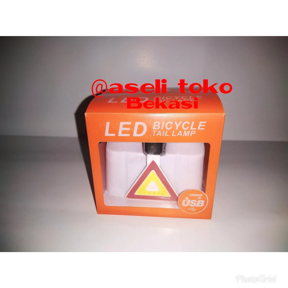 Lampu Sepeda LED USB Rechargeable Bike Tail Lamp - Model Segitiga Pengaman