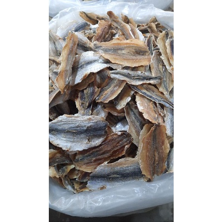 

IKAN TAMBAN BELAH / Split tamban fish Tanjung pinang bintan island