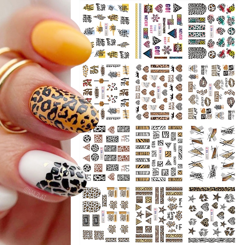 12pcs / Set Stiker Kuku Desain Lavender Floewrs Gelombang Untuk Dekorasi Nail Art DIY