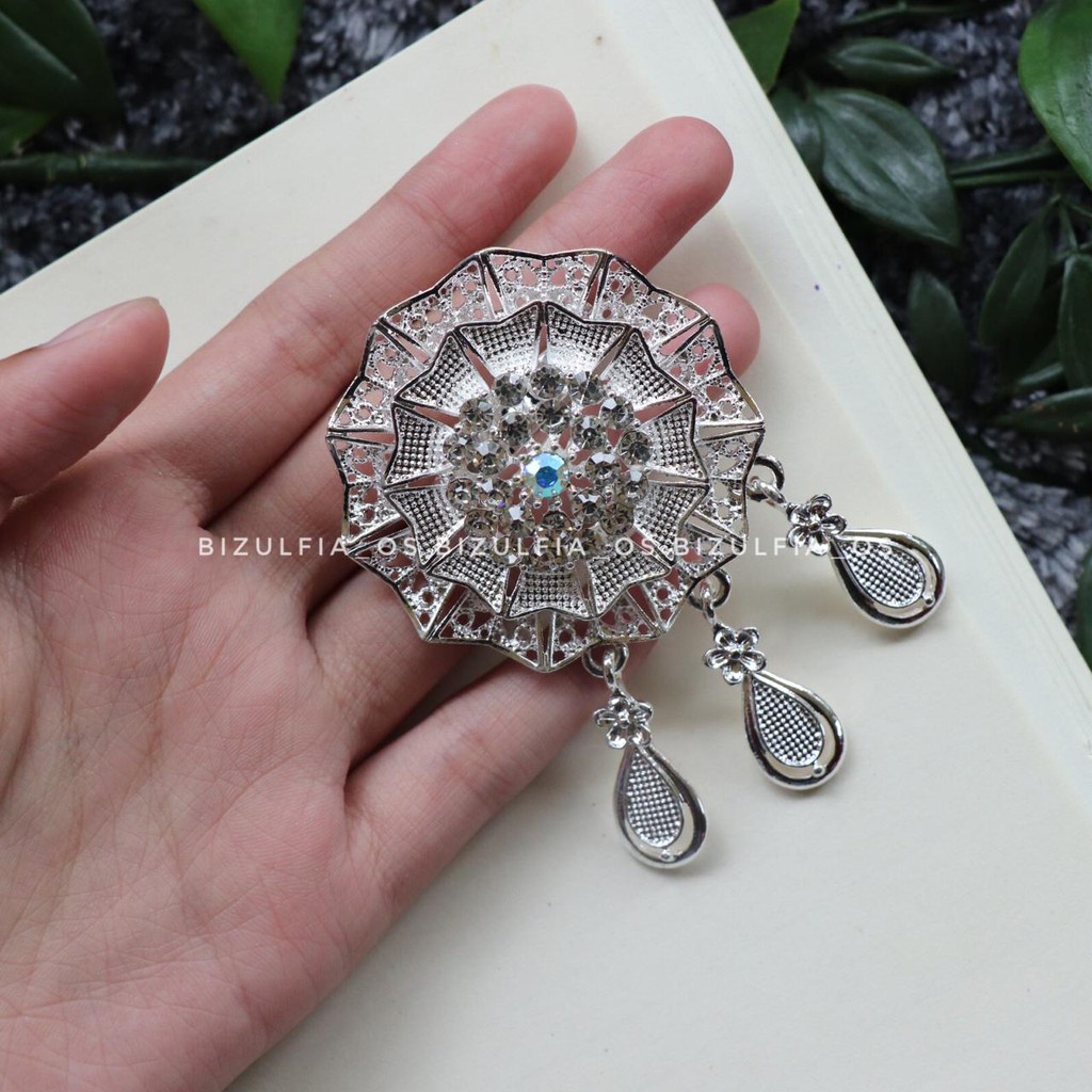 Bros kebaya / bros kutubaru / bros dada / bros cantik / bros branded / bros wanita / aksesoris cewek-Hsilver