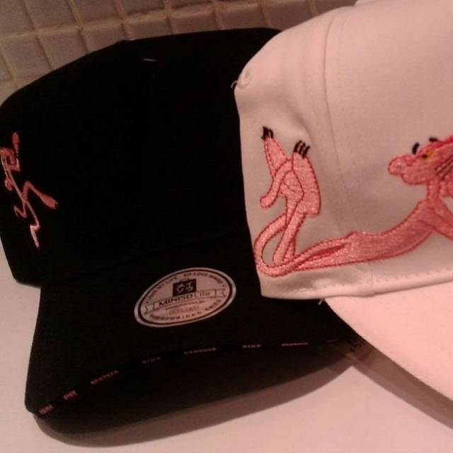 Topi fashion pink panther miniso