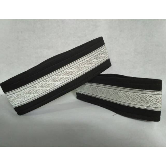 Peci aceh renda putih perak