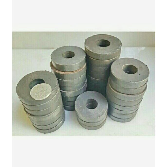 magnet  ferrite model O super lengket  bekas copotan magnet microwave