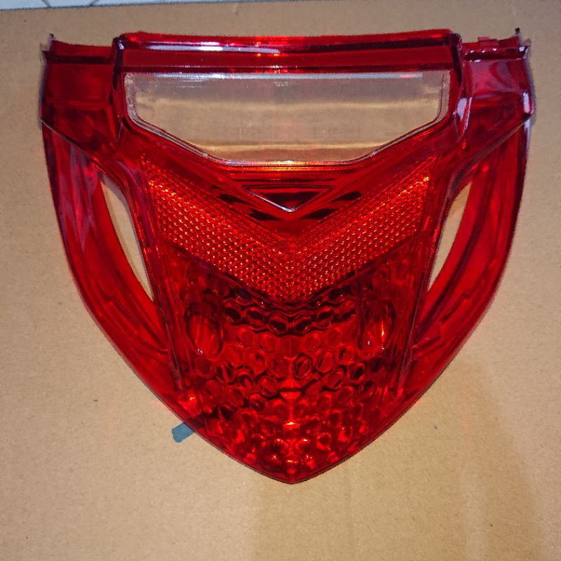 Mika Sein 1 set Lampu Belakang  Honda Supra Fit New