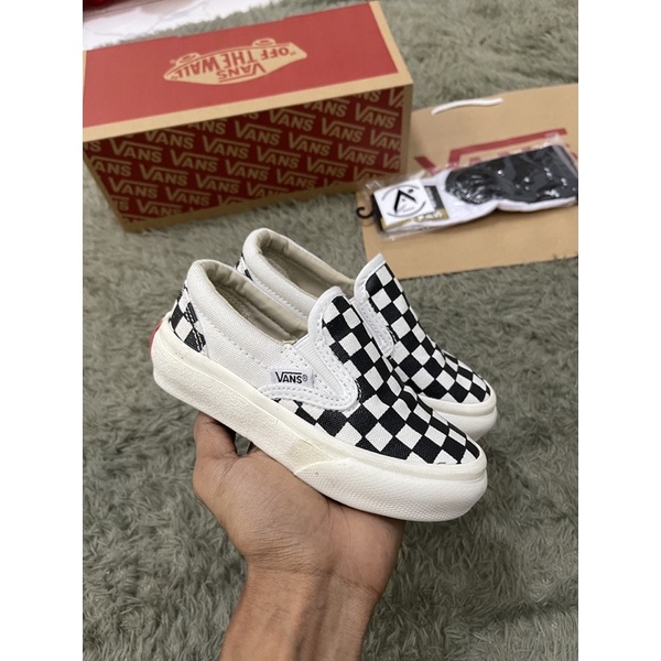 SEPATU ANAK LAKI-LAKI PEREMPUAN VANS KIDS JUNIOR UNTUK UNUR2-7thn