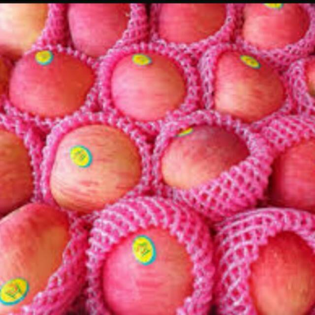 

Apel fuji super#buah#vitaminC