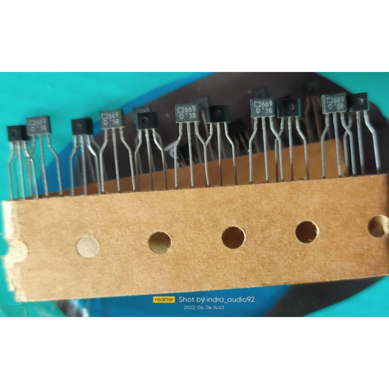 Transistor 2sc2669 c2669 pengganti c930 2sc930 c 930