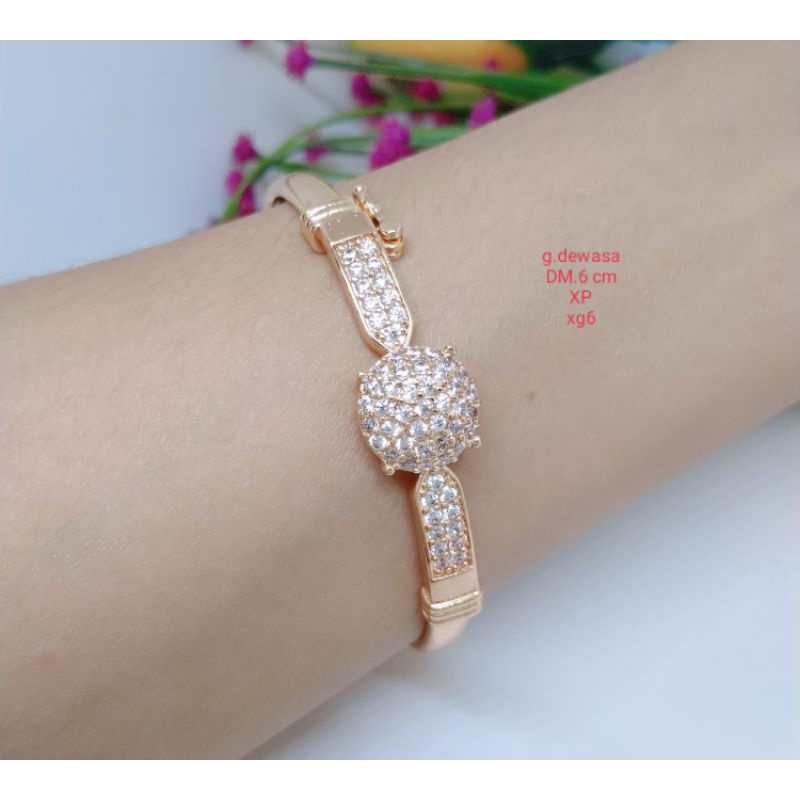 Gelang Tangan Bangle Wanita Titanium Xuping Perhiasan Aksesoris Fashion Lapis Emas Anti Karat