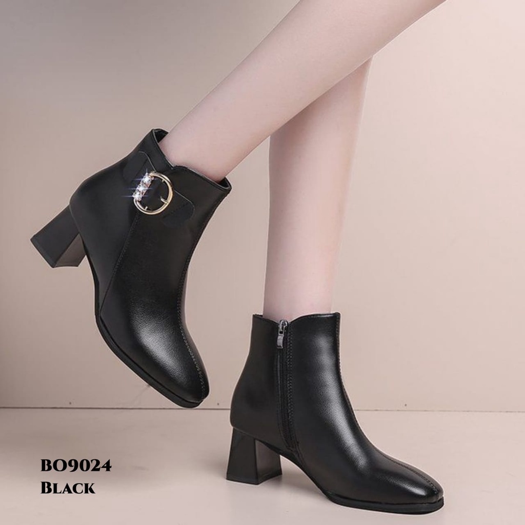 PRF Sepatu Wanita Boots Flat Dimaond Korea BO9024