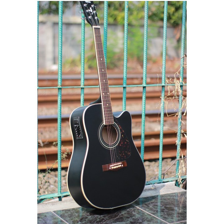 Gitar AKUSTIK BLACKDOFF EQ7545 dapat softcase dan senar