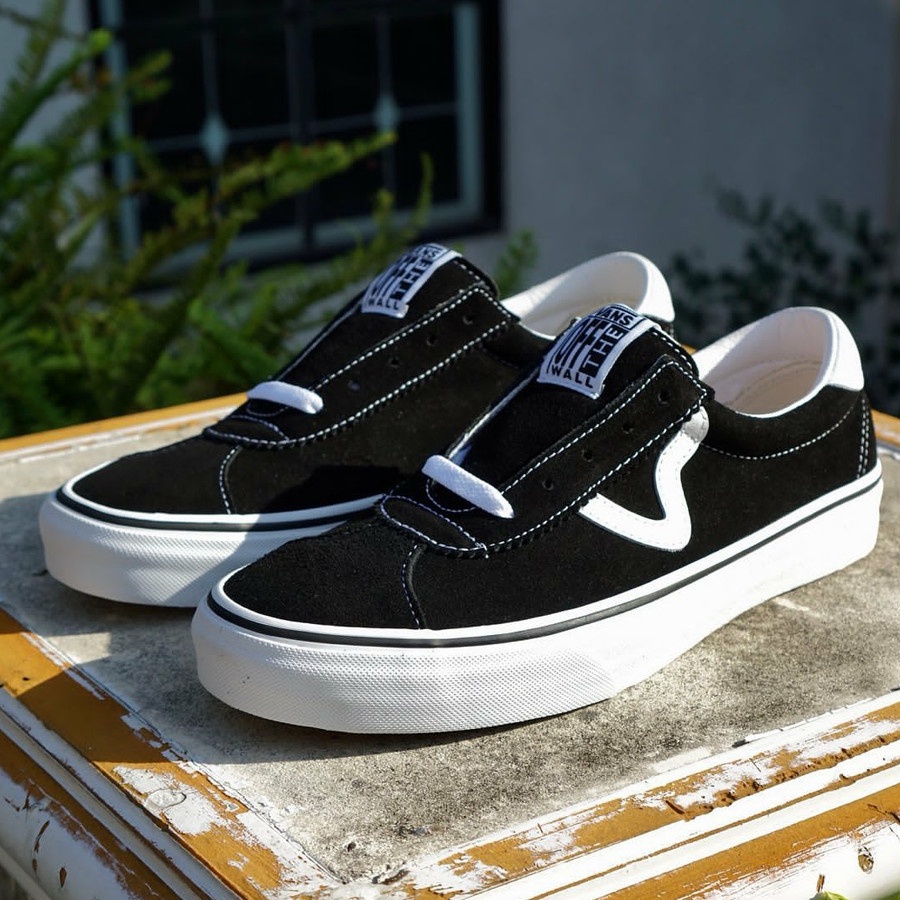 VANS EPOCH CLASSIC ( SPORT SUEDE) BLACK/WHITE ORIGINAL