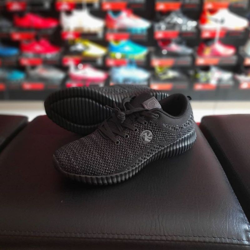Sepatu Sneakers Lifestyle Phoenix Dherlos 2 Warna Original