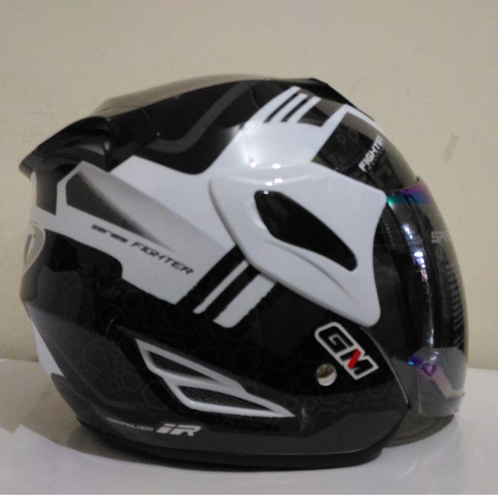 HELM  GM  FIGHTER  911      WHITE / SILVER