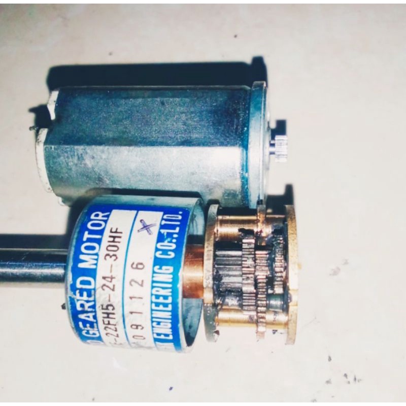 motor GearBox ada dua tyoe as 24vdc 345rpm