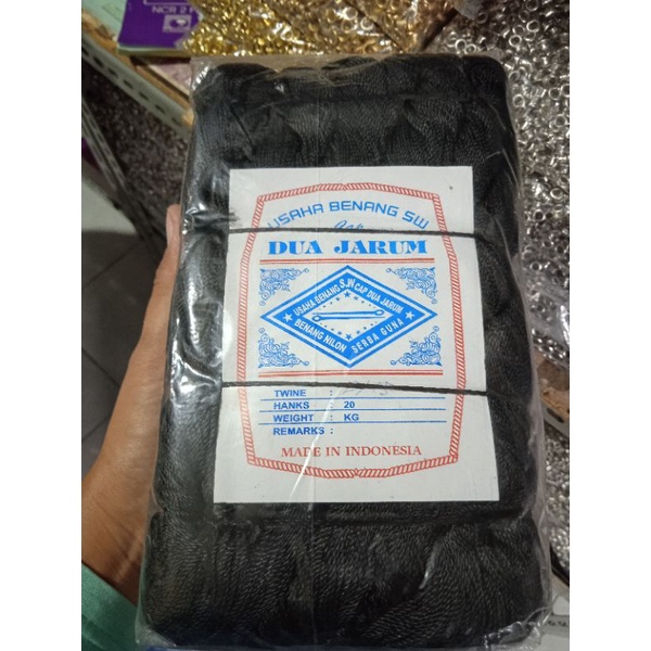 Benang nilon dua jarum D15