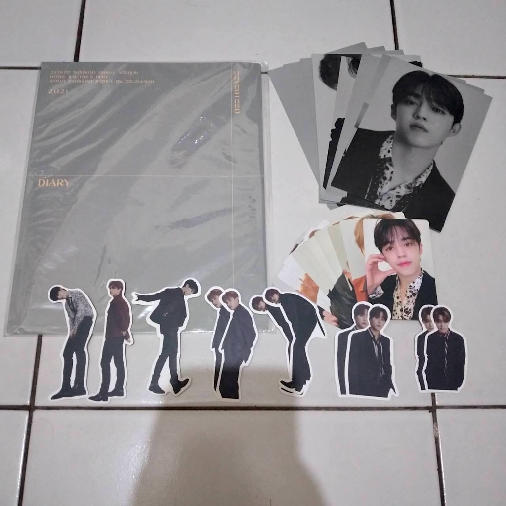 

[READY STOCK] SEASON GREETING 2021 SEVENTEEN : DIARY PLANNER, MEMBER SET