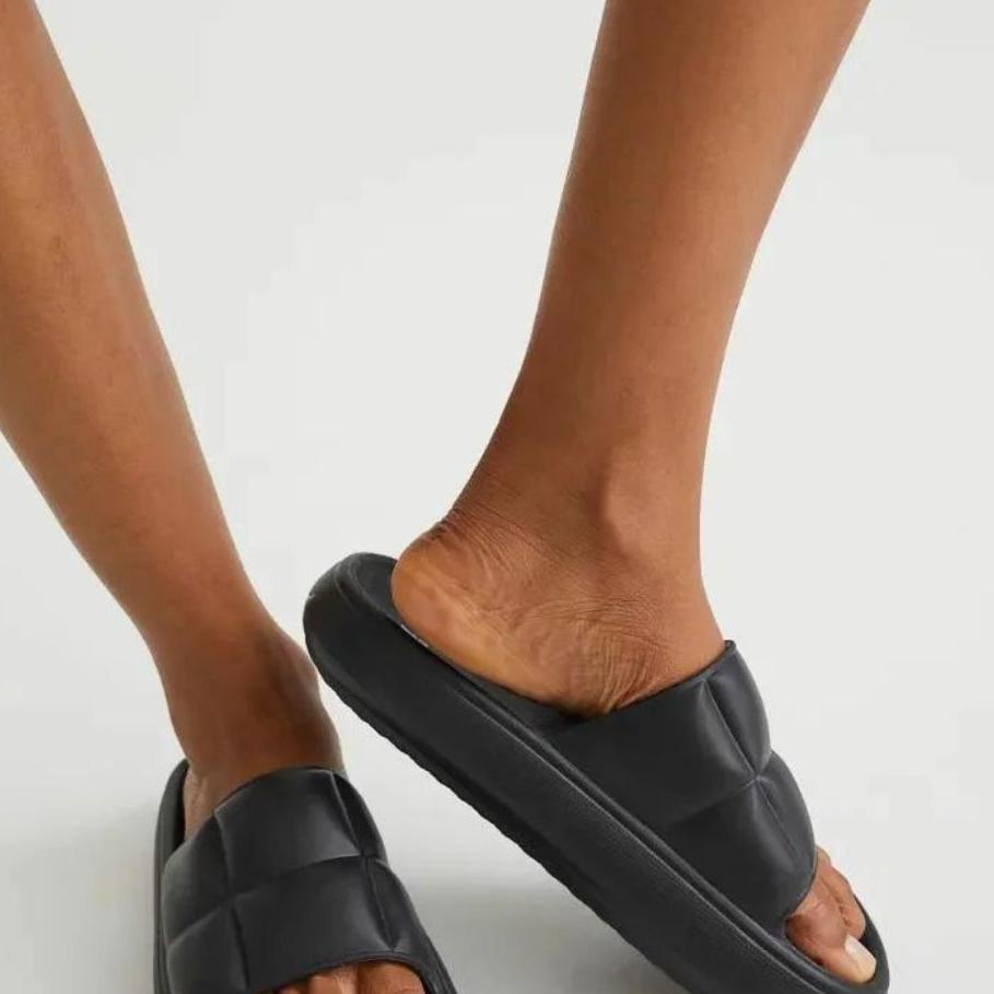 ❪SiF⭐️❫ HM QUILTED POOL SANDALS - Sandal Flat Karet - Sandal Wanita //Barang super