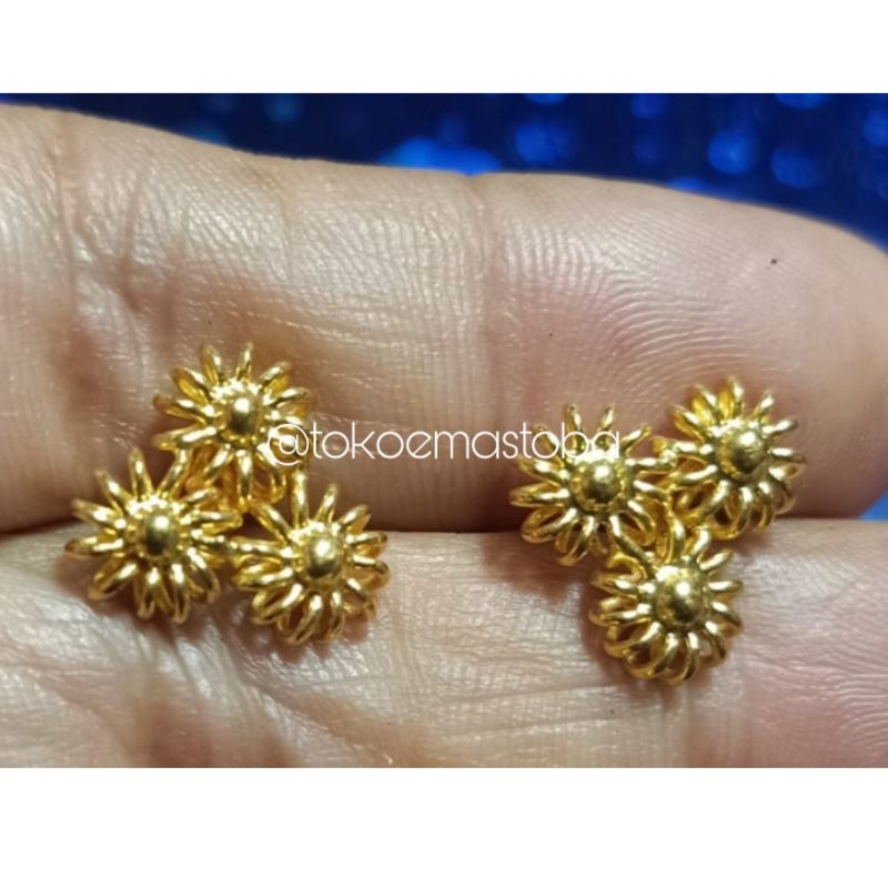 anting bunga matahari bintik tiga emas 24karat emas london 2gram