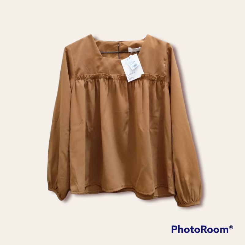 (NEW) Blouse Ruffle Atasan Wanita by Story Of Lily size L | Ramayana