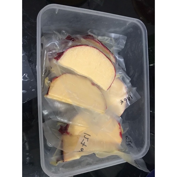 

KEJU BOLA EDAM COCK BRAND REPACK keju ayam emas keju apel keju merah keju edam vacuum vacum vakum