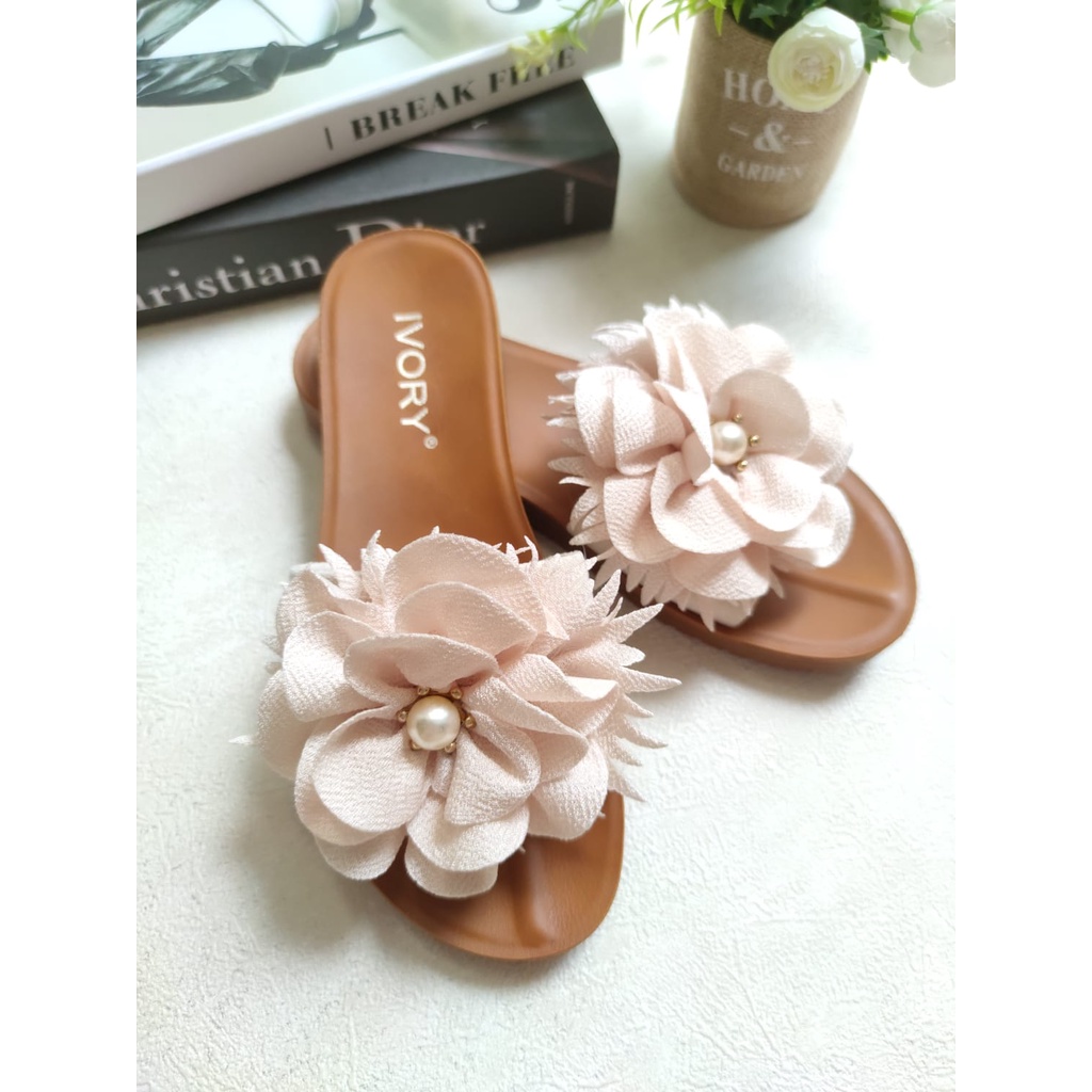 IVORY Sandal Wanita Flat Bunga Import Termurah SL22-32