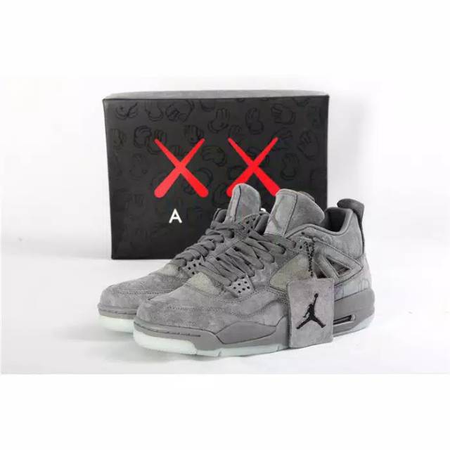 Sepatu Nike Air Jordan IV 4 x KAWS Gray Grey Original Sepatu pria Sepatu Sneaker Nike Jordan Shoes