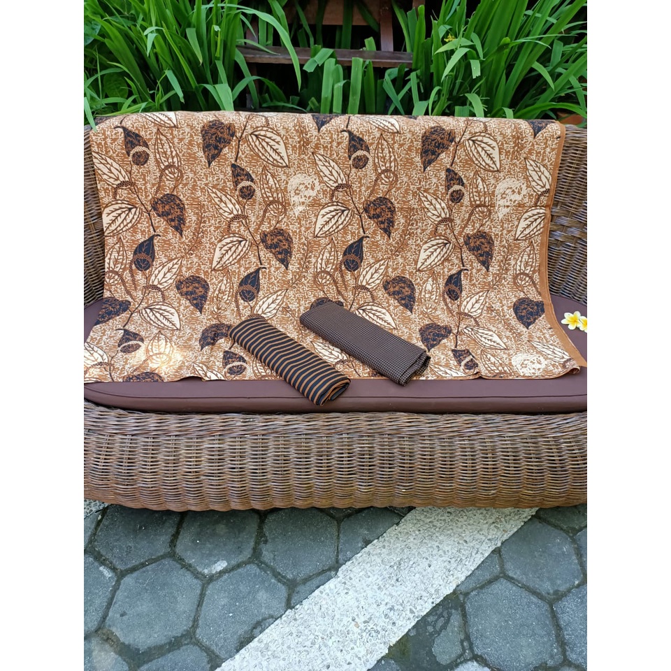 Kain Batik Bahan Katun Premium Motif Daun Sirih