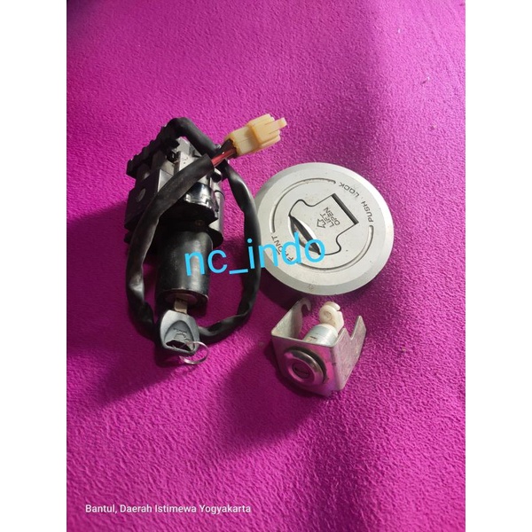 kontak set kunci set cbr 250r thailand kyj k33 tutup tanki kunci jok