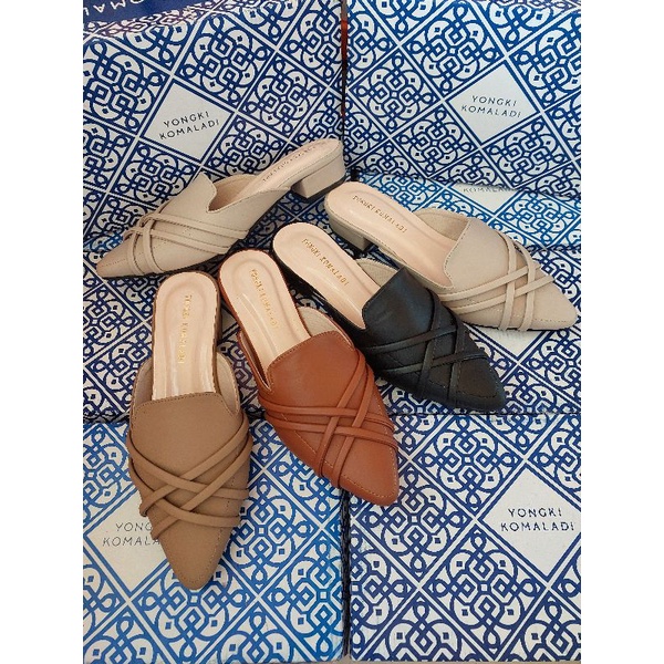 sepatu Yongki Komaladi mules slip on wanita terbaru