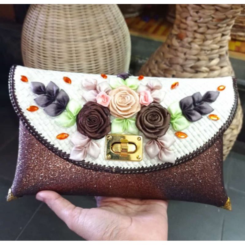 Clutch pesta/ clutch pandan / gliter kunci