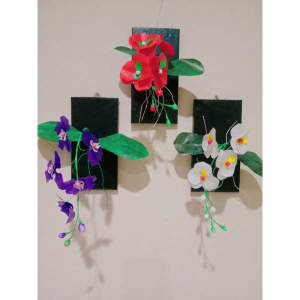 bunga hias anggrek tempel dinding dari plastik