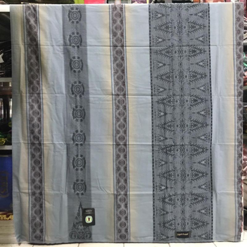 Sarung : Gajah DudukMotif : Signature