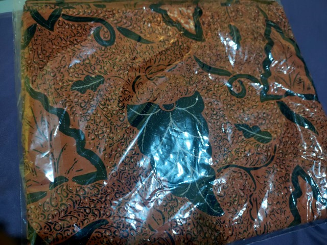 Kain Batik Katun Solo Premium Quality - Atasan Batik Pria Wanita Seragam