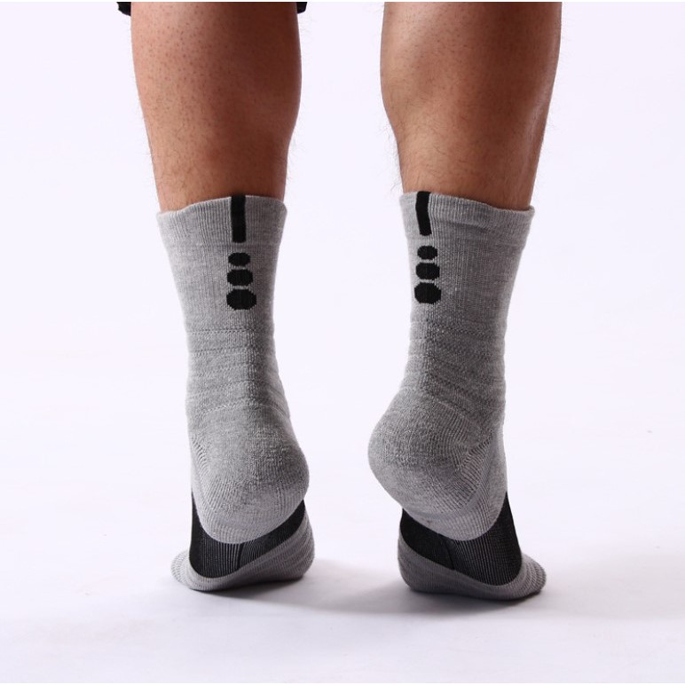 (AOS) Kaos Kaki Panjang Olahraga Basket Fitness Gym Sports Socks Tebal